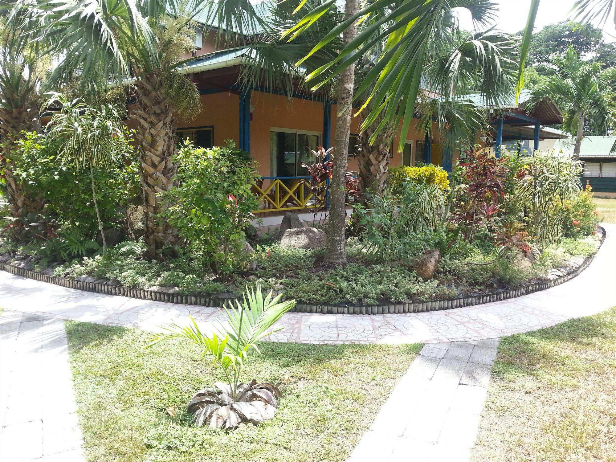 Diguoise Guest House La Digue Exterior photo